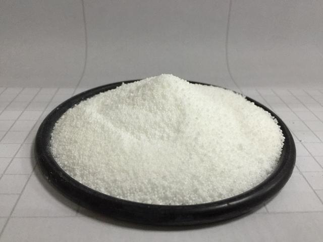 硬脂酸的基本特性及产品用途(pic1) 硬脂酸的基本特性及产品用途(pic1)